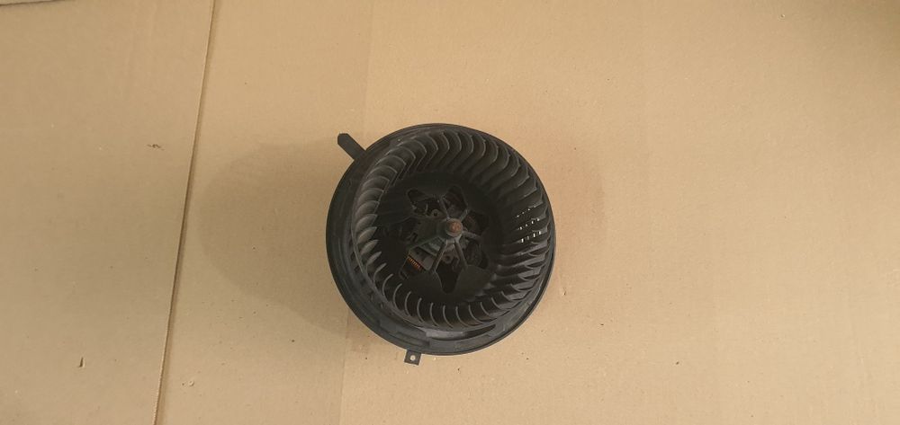 Aeroterma ventilator habitaclu bmw seria 1, 3 x1 e87 e81 e90 e91 e84