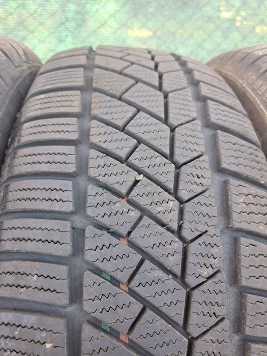 Set anvelope iarna Continental 205/60R16.