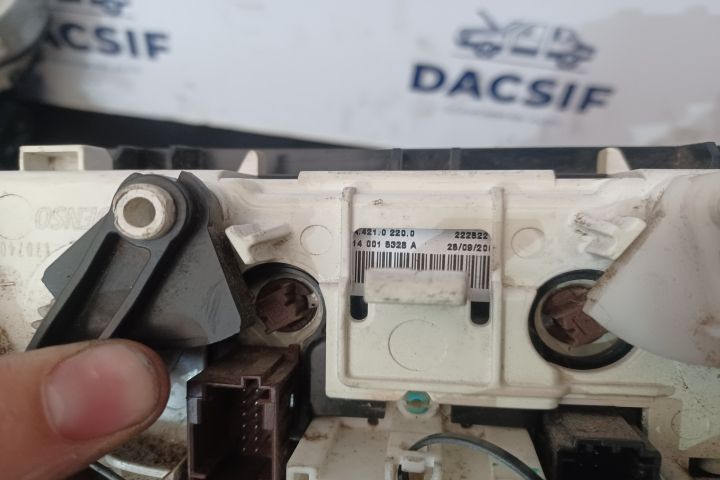 Comanda AC A42102200 140015328A A42102200 140015328A Peugeot 207 prim