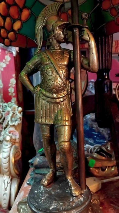 Настолна лампа - TIFANI