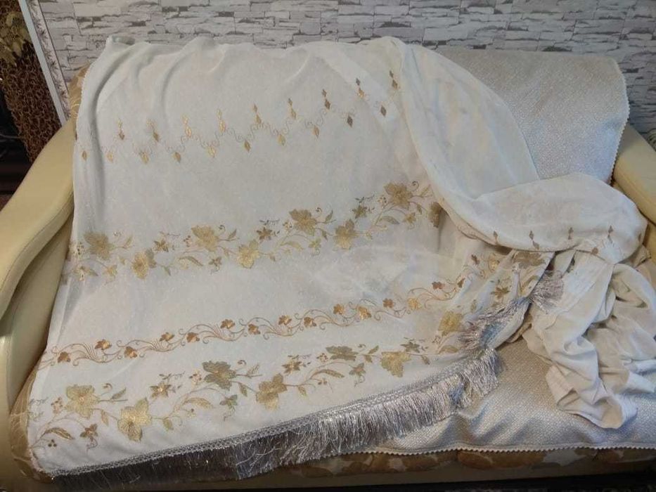 Продам тюль в отличном состоянии