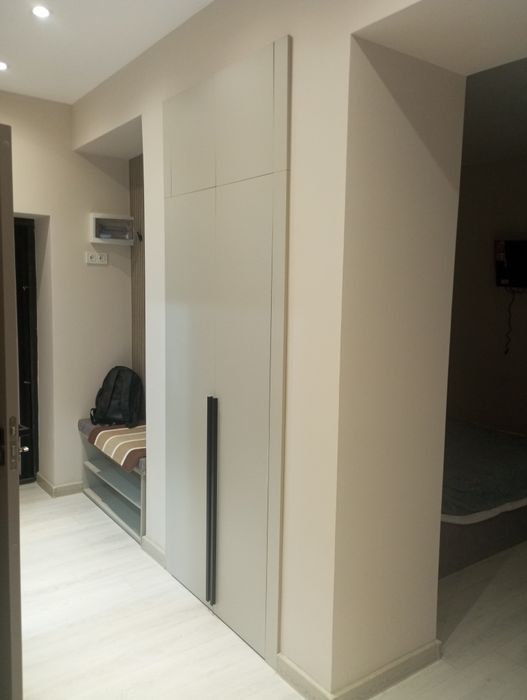 1ком.новостройка за вокзалом.Евроремонт с обстановкой.Центр рядом