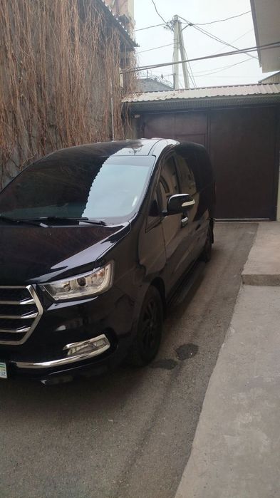 JAC M4 2019 год механика Mers salon
