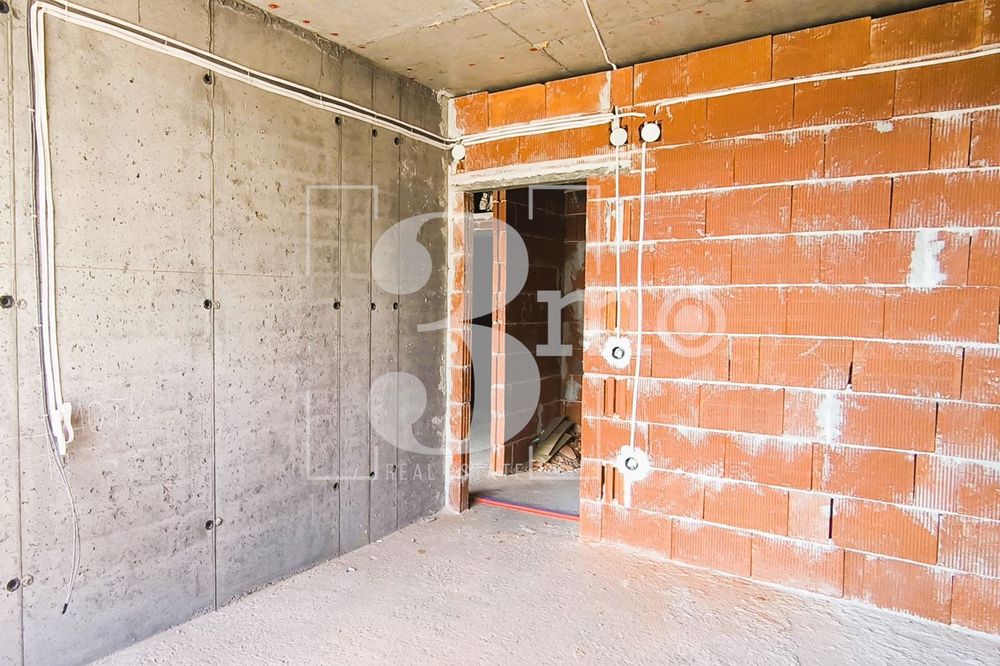 Продава се Двустаен апартамент в София, Люлин 5 - 77 кв.м за 1290 €/кв.м - Снимка #3