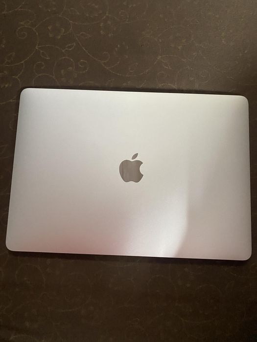 Apple MacBook Air M1
