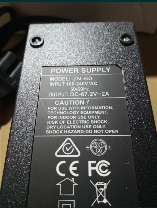 Încărcător nou original pentru scuter Electric tip Harley 60 V, piese