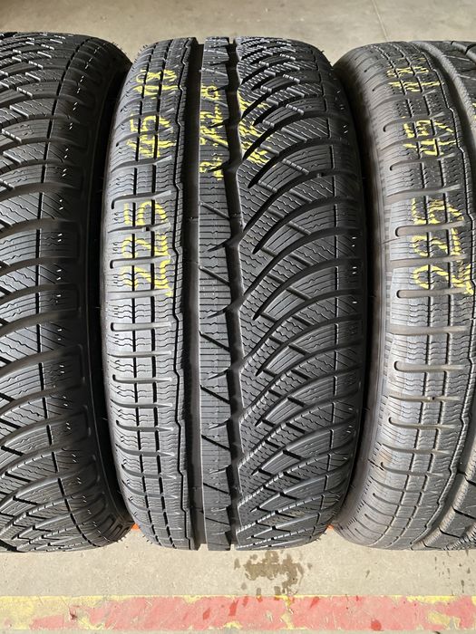 Anvelope iarna 225/45/18 Michelin Pilot Alpin 4 RFT 245 45 18 R18