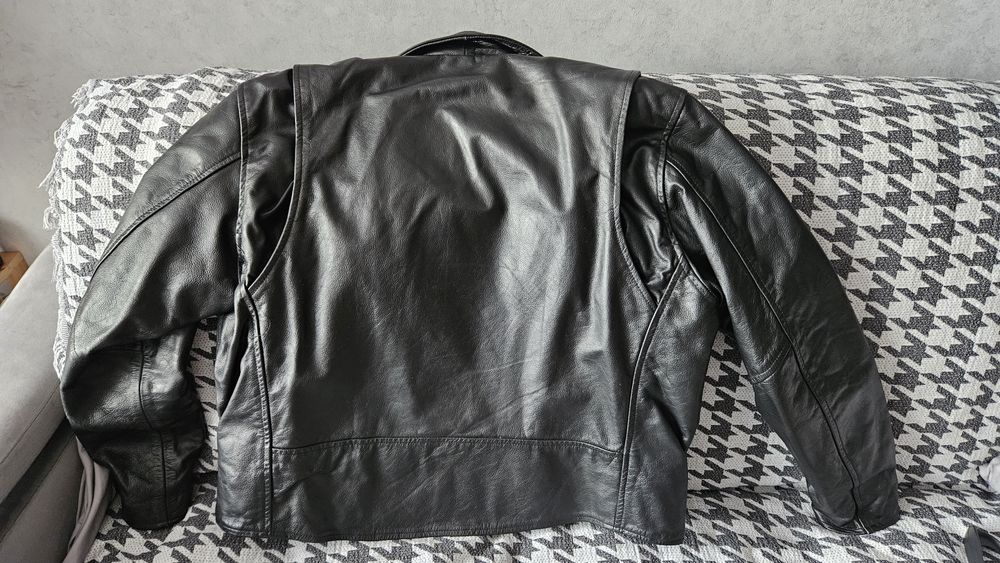 Кожаная куртка HWK