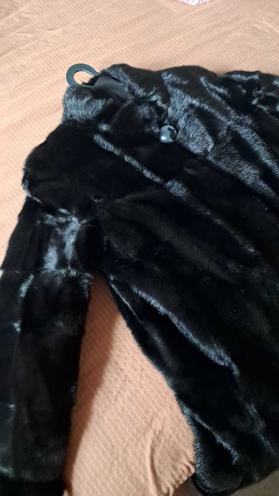 Продам шубу норковую