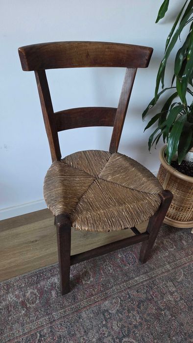 Scaun vintage, foarte vechi, lemn si ratan