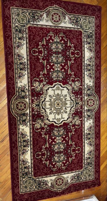 Covor lana marca Floare Carpet Moldova bonus o carpeta