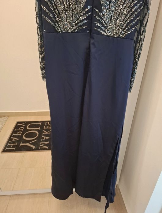 Rochie lungă de seară bleumarin, elegantă, cu paiete și mâneci transparente, mărimea 46