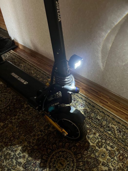 Электро самокат White Siberia Sputnik