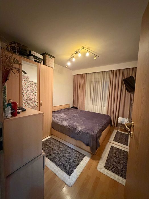 Apartament 4 camere Targoviste