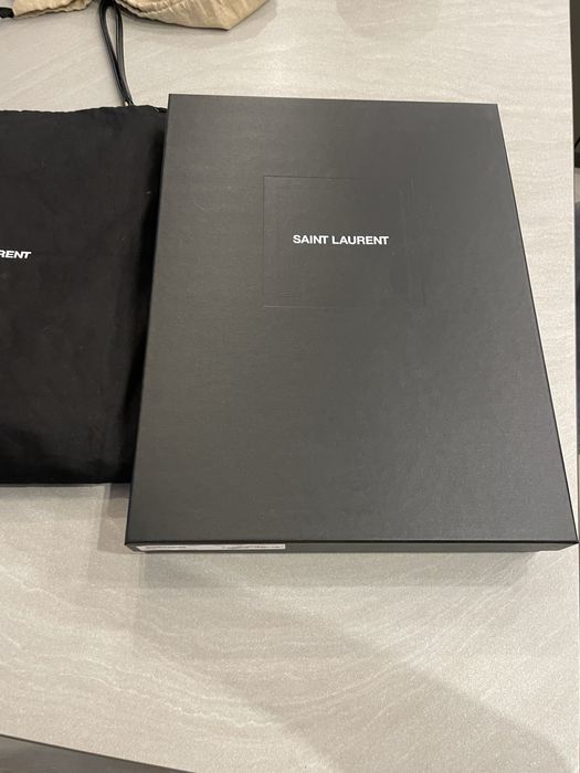 Оригинална чанта “Saint Laurent “купувана от магазин Allure