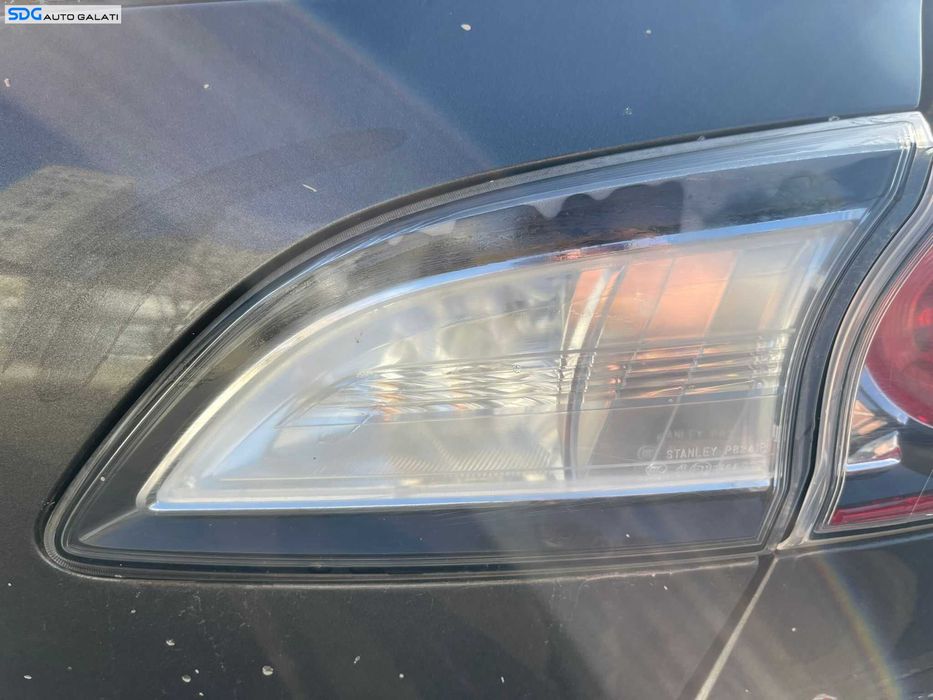 Stop Lampa Tripla Dreapta de pe Hayon Haion Portbagaj Mazda 3 2009 - 2013 [2511]