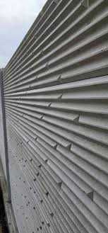 Garduri si porti stil jaluzea, sipca metalica, tabla cutata