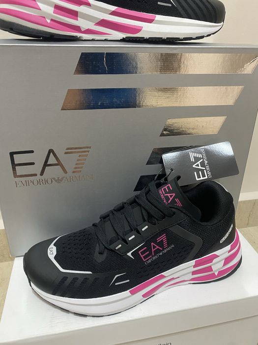 Дамски маратонки Emporio Armani EA7 38 номер