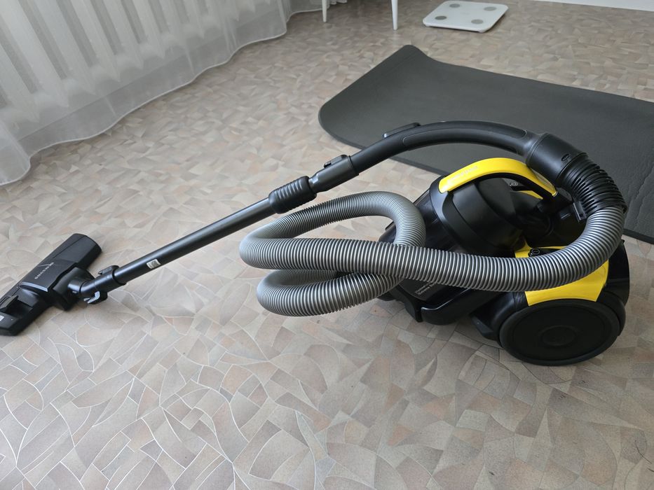 Пылесос Samsung  CycloneForce