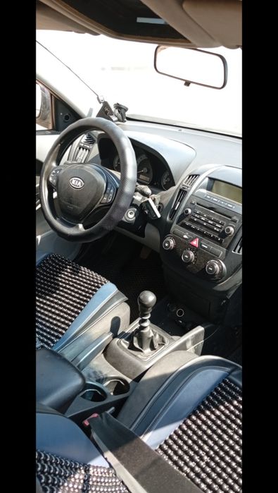 Продам Авто  Kia cee'd