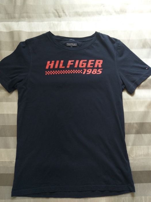 Tommy Hilfiger  - юношеска тениска 176см.