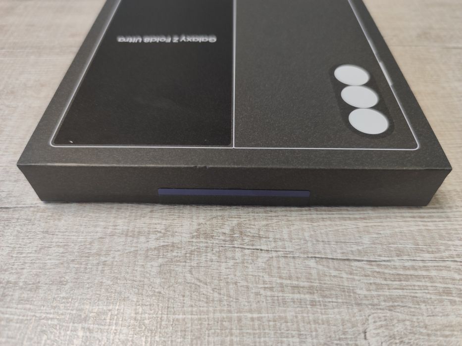 Samsung Galaxy Z Fold 8 Ultra 5G 256GB  Violet  2г. Гаранция!
