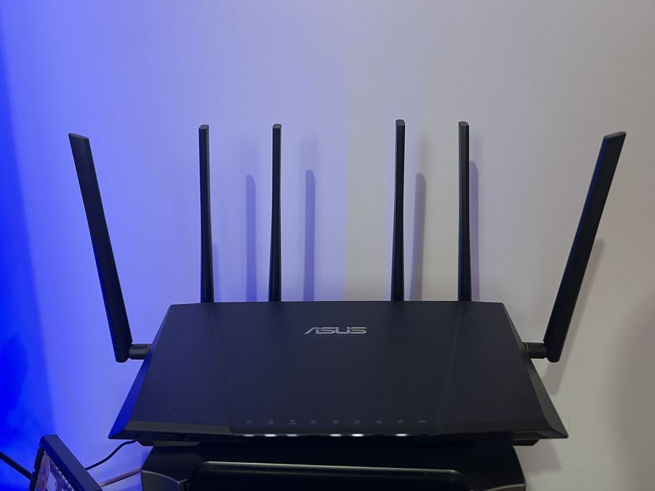Безжичен рутер Asus RT- AC 3200