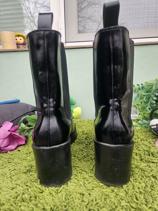 H&M черни ботуши N40