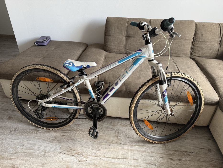 Bicicleta copii CUBE 24”