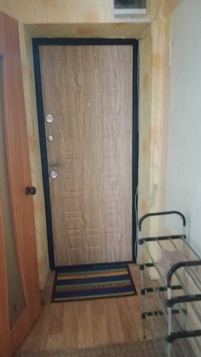 Продам 1 комн. квартиру Республики 21
