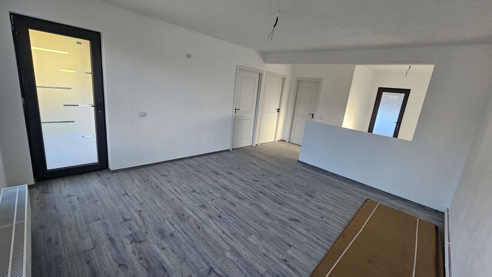 Casă nouă la 3 km de Mioveni