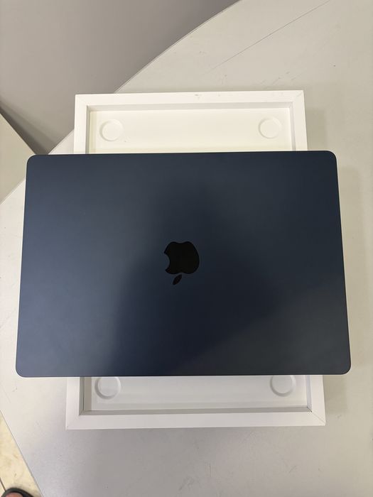 MacBook Air 15 m2 8/512