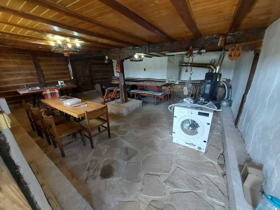 Продава се Къща в с. Царевци, Област Търговище - 320 кв.м за 563 €/кв.м - Снимка #7