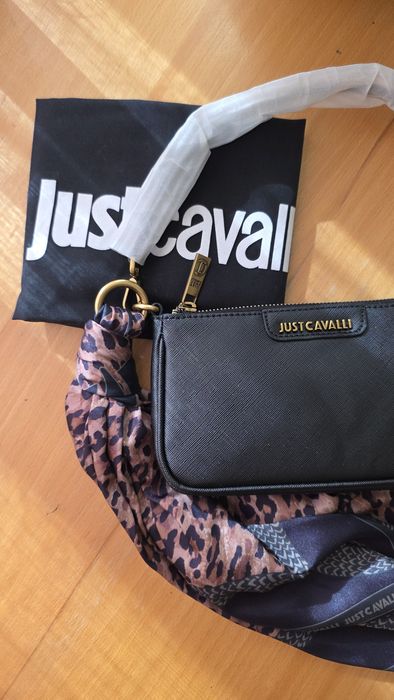 Geantă Just Cavalli cu eşarfă