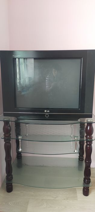 Продам телевизор