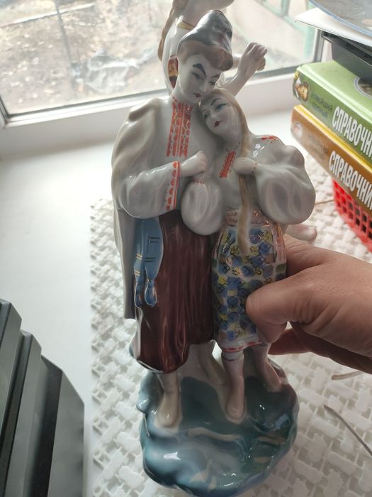 Продам статуэтки