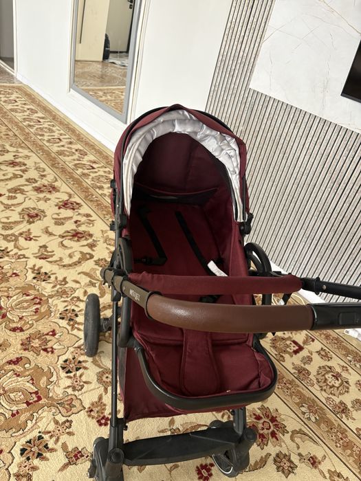 Коляска прогулочная