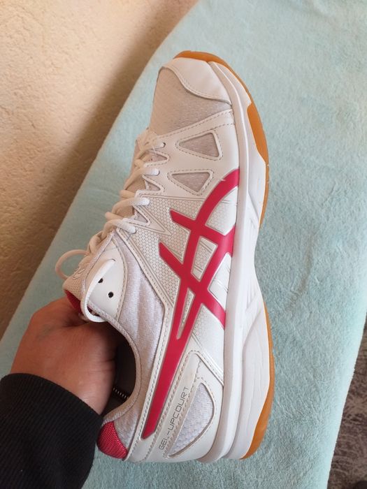 Adidași Asics nr 40