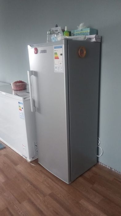 Продам морозильную камеру