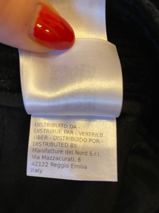 Pantalon raiat Max Mara, nou cu eticheta