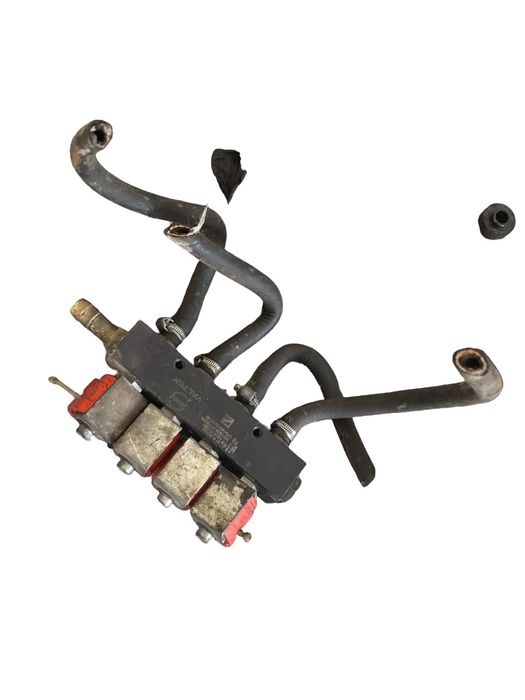Rampa Injectoare Mitsubishi Outlander I Cu_W 2001 - 2008 2.4I