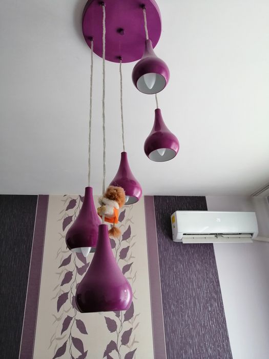Лилав работещ полилей/лампа за таван