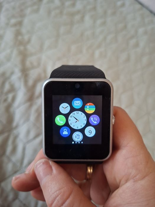 Смарт часовник Андроид