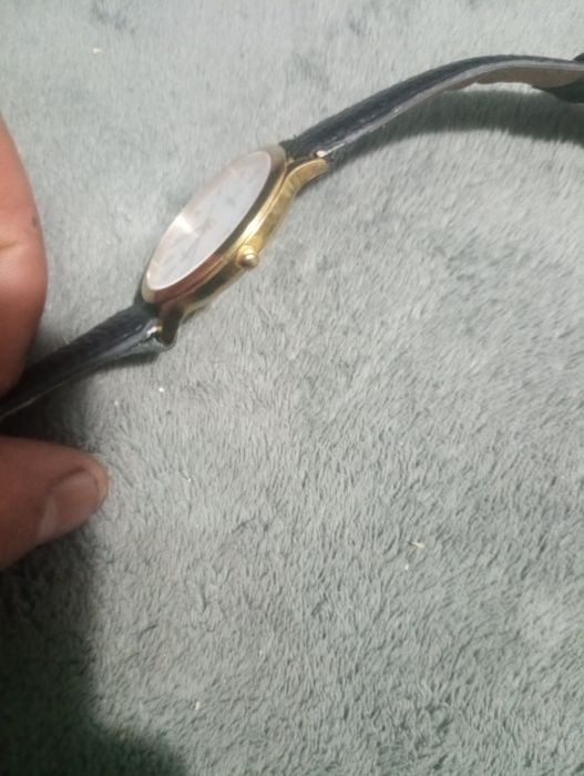 Vând ceas Festina, model F20001, de calitate foarte bună, ideal