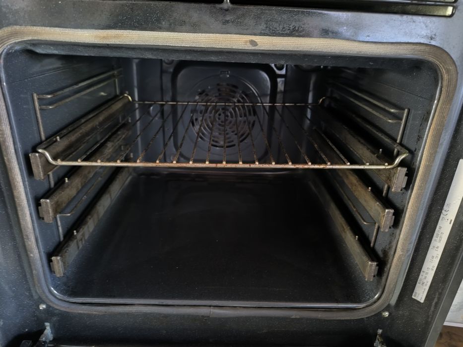 Фурна с котлони AEG В5741-4-M - 8 Функци с вентилатор