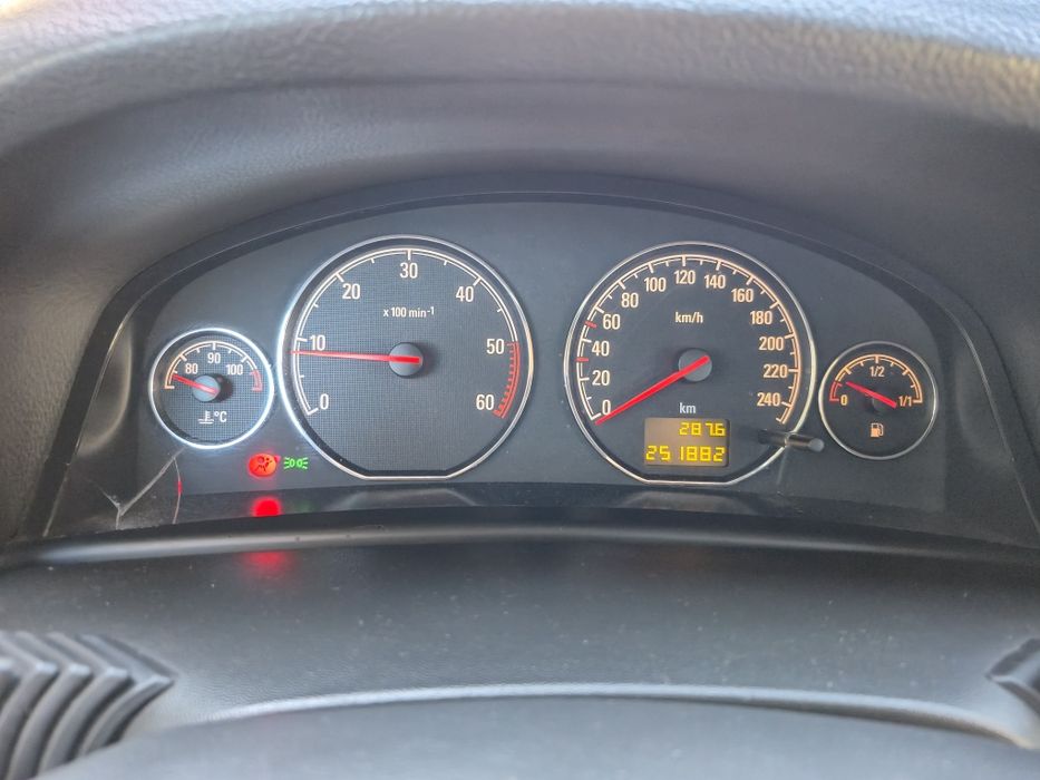 Опел Сигнум 1.9cdti Facelift