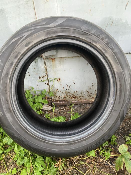 Продам летнюю резину R-17