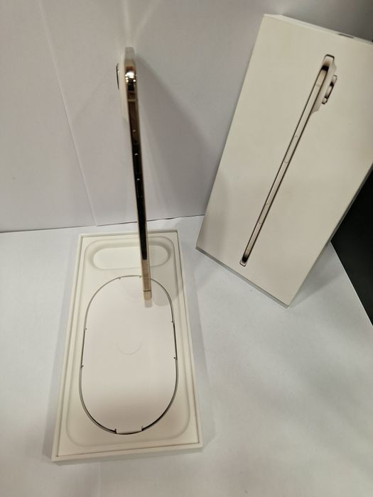 Hope Amanet P1 iPhone Air