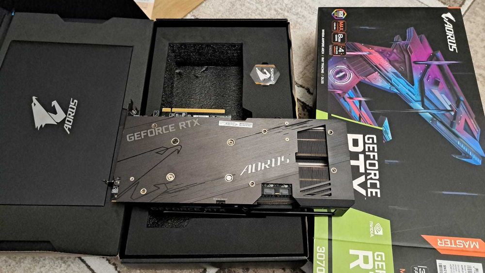 Placa video Gigabyte  Aorus Master Rtx 3070 , Ecran Lcd la cutie
