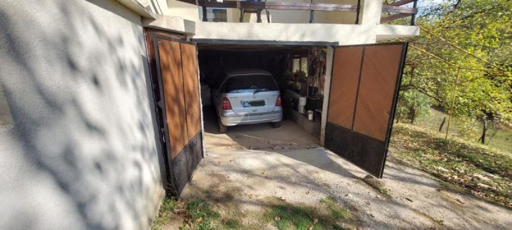 Продава се Къща в с. Горна Диканя, Област Перник - 108 кв.м за 806 €/кв.м - Снимка #12